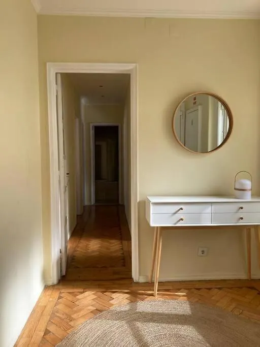 Apartamento Bem Localizado Para Familias & Amigos Apartman Lisboa